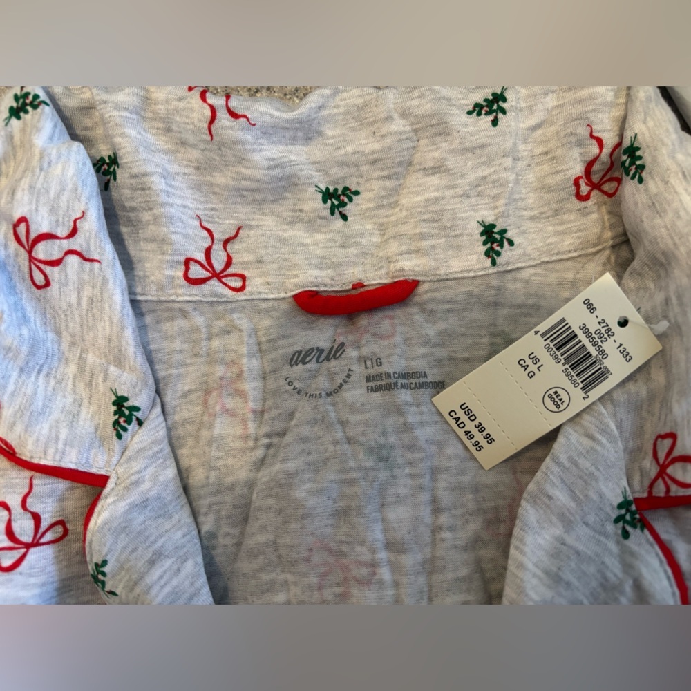 NWT Aerie Christmas Pajama Top with Red and Green Accents, Size Med & Lg - Picture 4 of 4